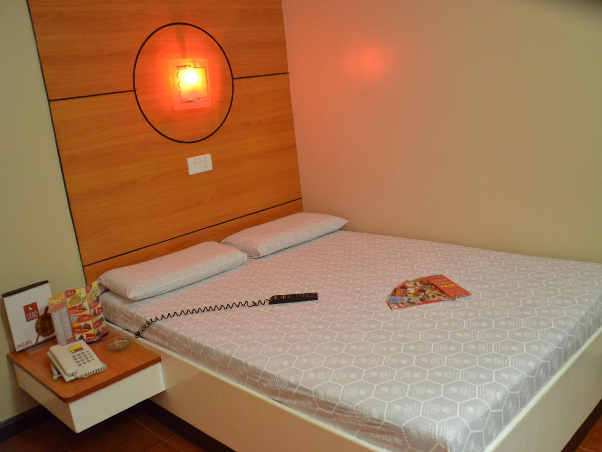 Hotel Sogo Cabanatuan Экстерьер фото