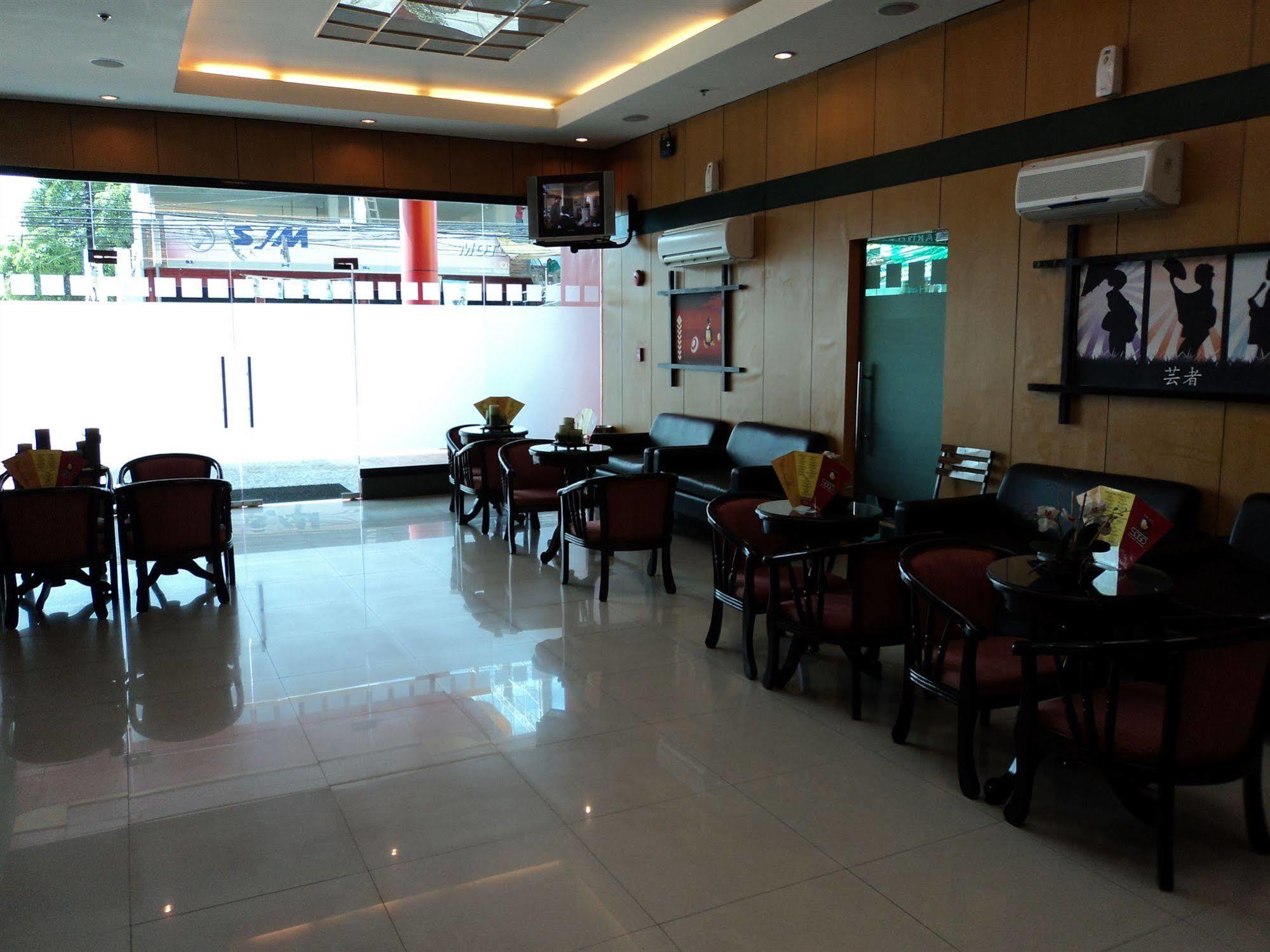 Hotel Sogo Cabanatuan Экстерьер фото